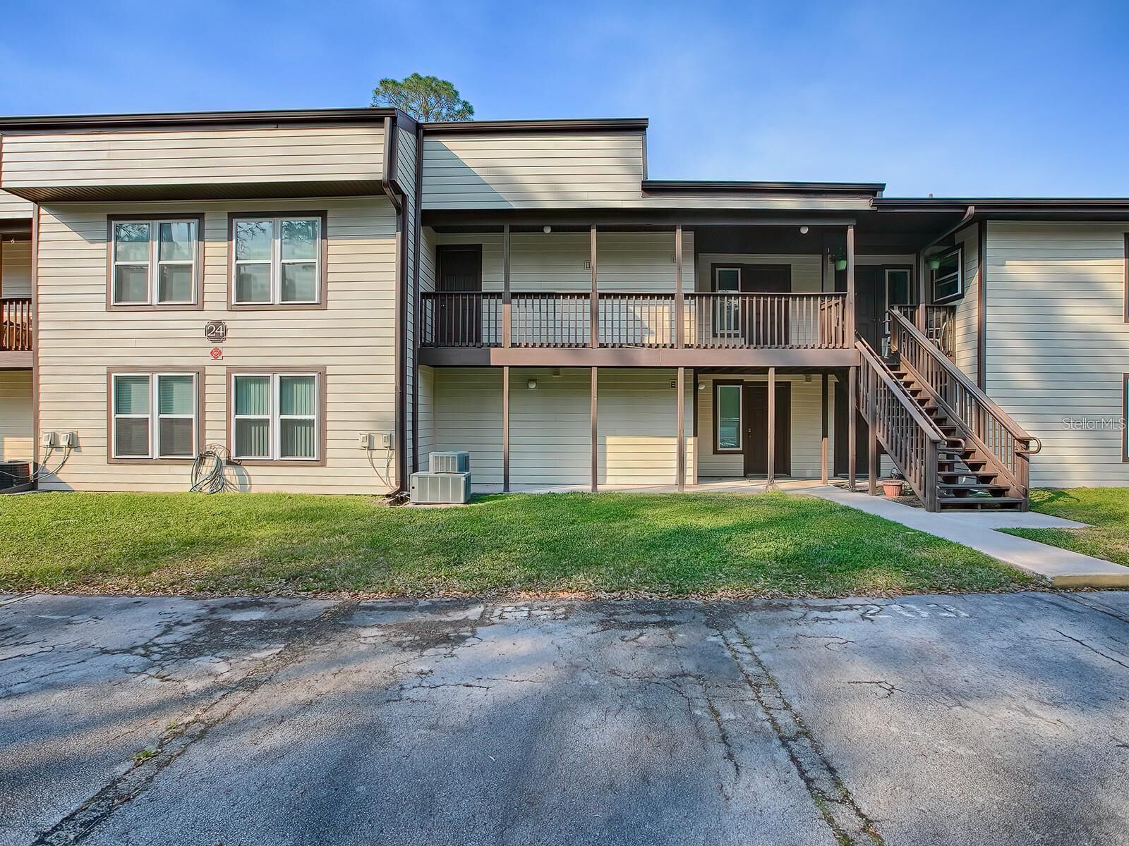 Property Photo:  24104 Sandalwood Drive 104  FL 34785 