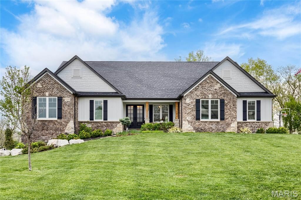 Property Photo:  110 Westleigh Manor Drive  MO 63385 