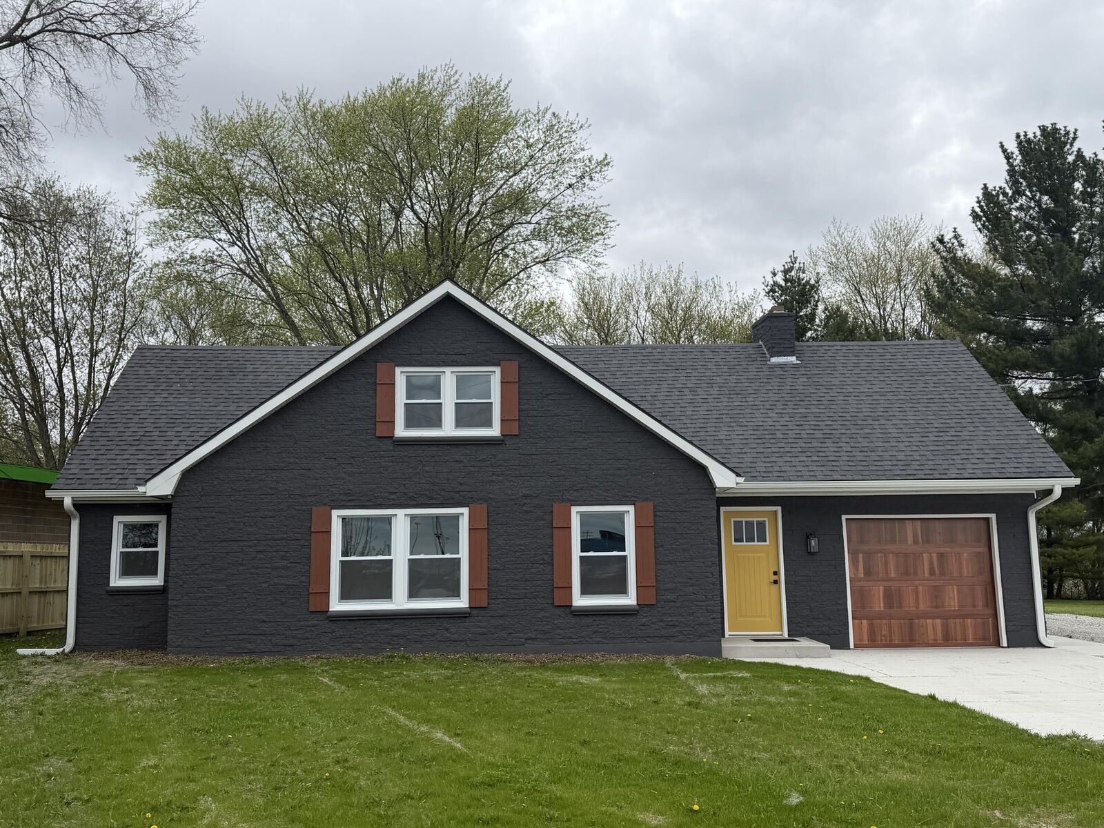 Property Photo:  1916 S Colony Ave  WI 53182 