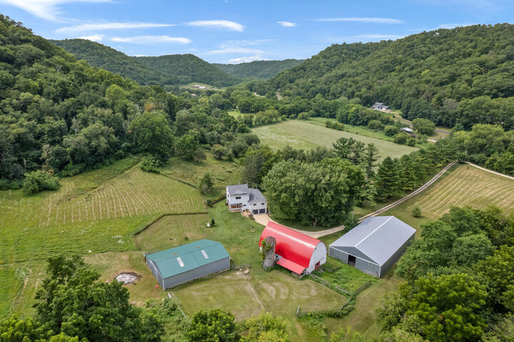 Property Photo:  36415 Homer Valley Ln  MN 55987 