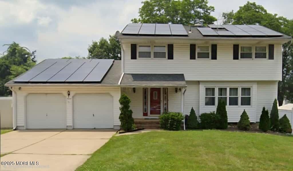 Property Photo:  7 Stradford Road  NJ 08859 