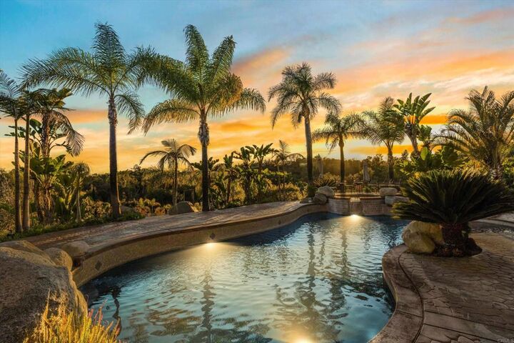 Property Photo:  2440 Los Alisos  CA 92028 