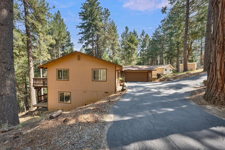 Property Photo:  5531 Begonia Drive  CA 95726 