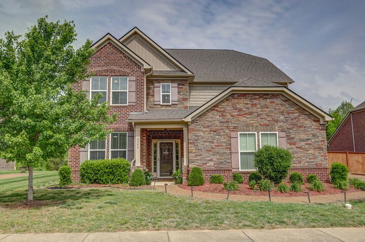 Property Photo:  9786 Glenmore Ln  TN 37027 