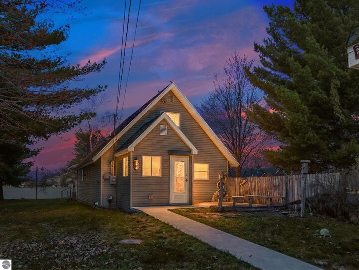 Property Photo: 7049 W White Birch Avenue MI 49651