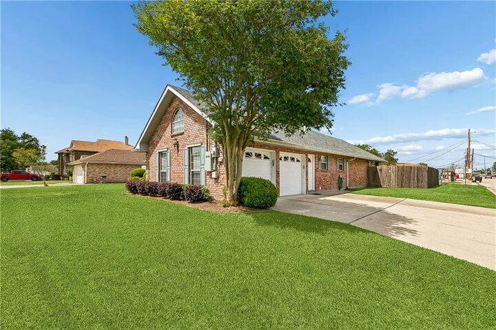Property Photo:  408 Good News Avenue  LA 70037 