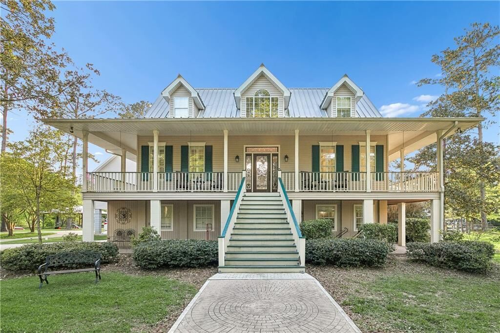 Property Photo:  18206 Monga Drive  LA 70433 