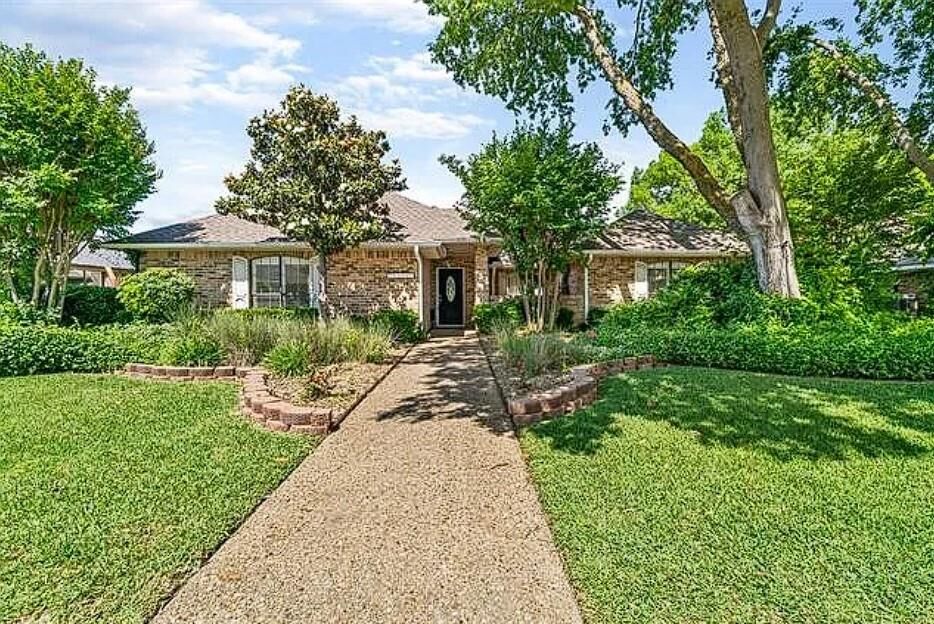 Property Photo:  1613 Nevada Drive  TX 75093 