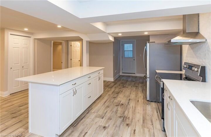 Property Photo:  255 York Road Lower  ON L9H 1N1 