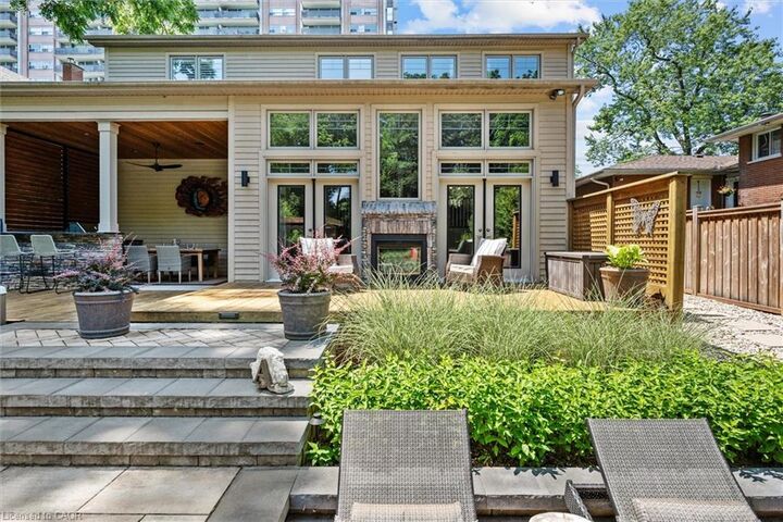 Property Photo: 373 Torrance Street ON L7R 2R7