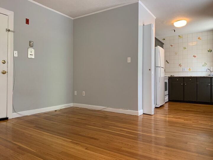 Property Photo:  56 Prince St 4  MA 02113 