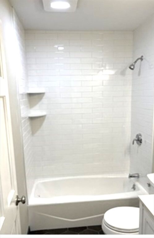 Property Photo:  5 Chapel Hill 12  MA 02360 