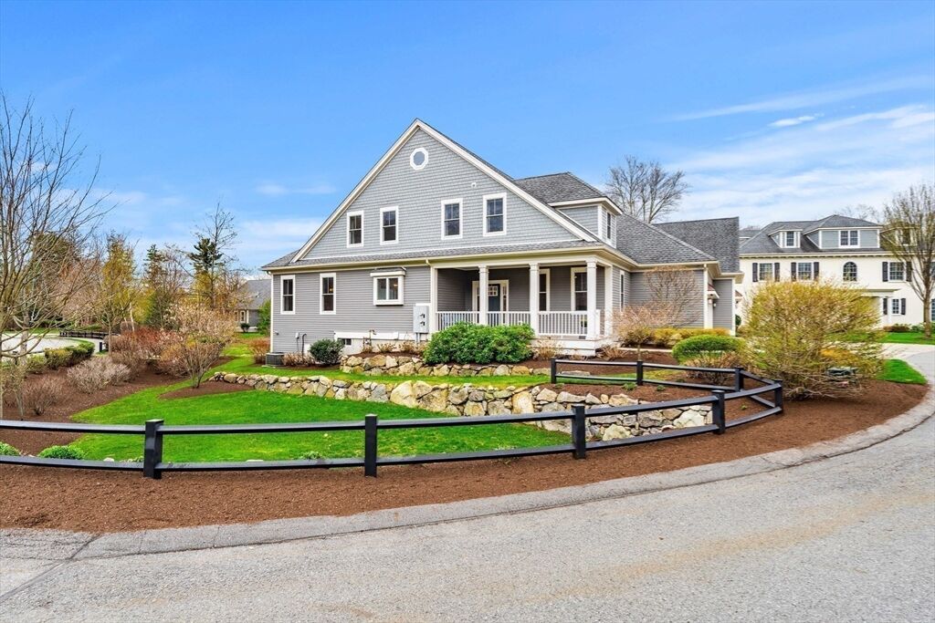 Property Photo: 23 Woodmere Drive 13 MA 02186