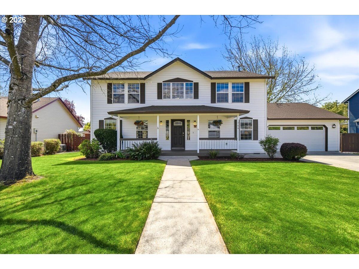 Property Photo:  744 E Heritage Loop  WA 98629 