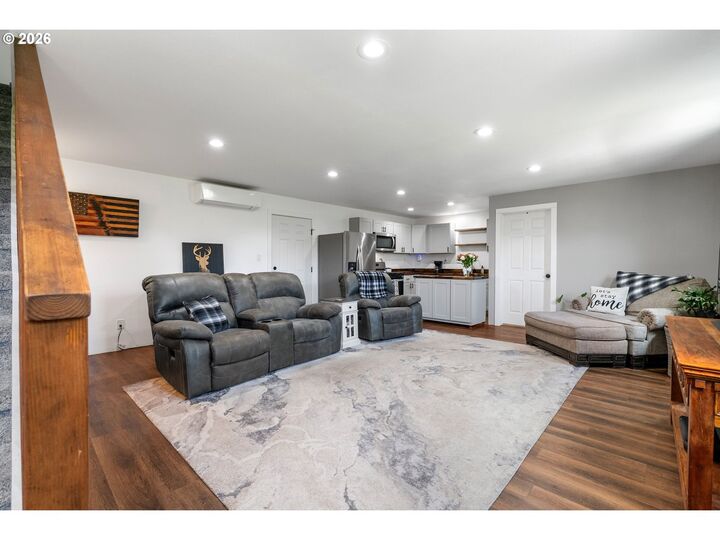 Property Photo:  71 Atlas St  WA 98610 