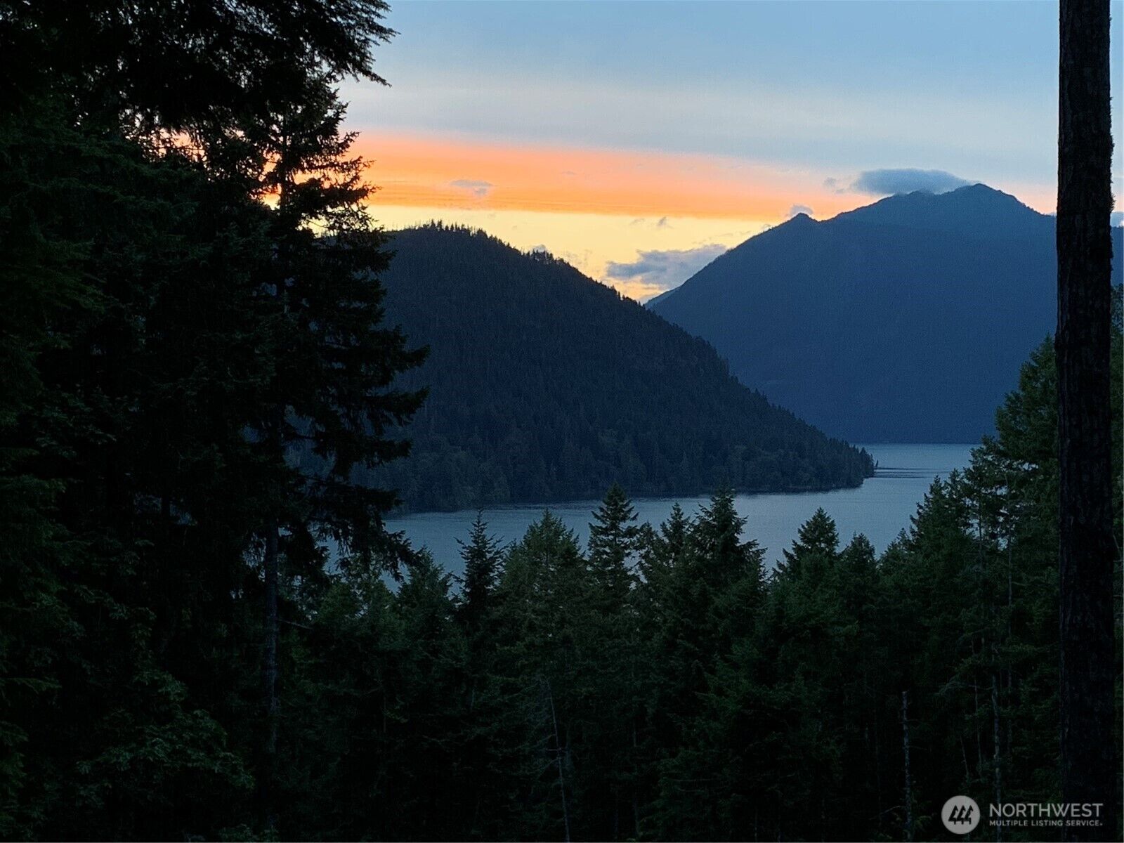 Property Photo:  5156 N Lake Cushman Road  WA 98548 