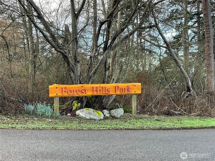 Property Photo:  1656  Fern Place  WA 98277 