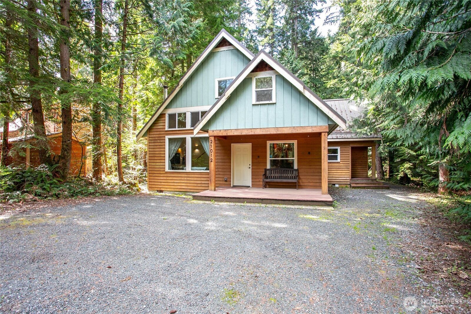 Property Photo:  21012  Pinnacle Road  WA 98244 
