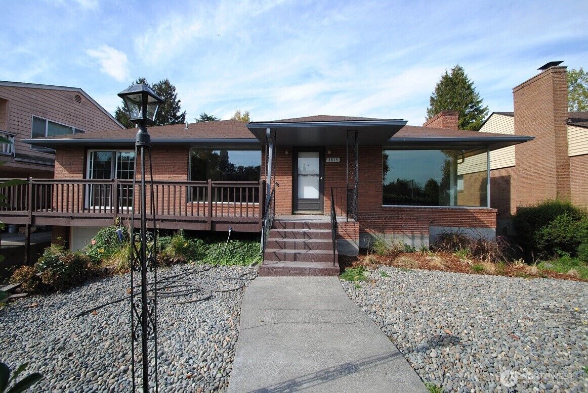 Property Photo:  3815  43rd Avenue S  WA 98118 