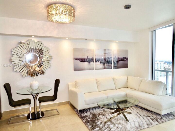 Property Photo:  465 Brickell Ave 5704  FL 33131 