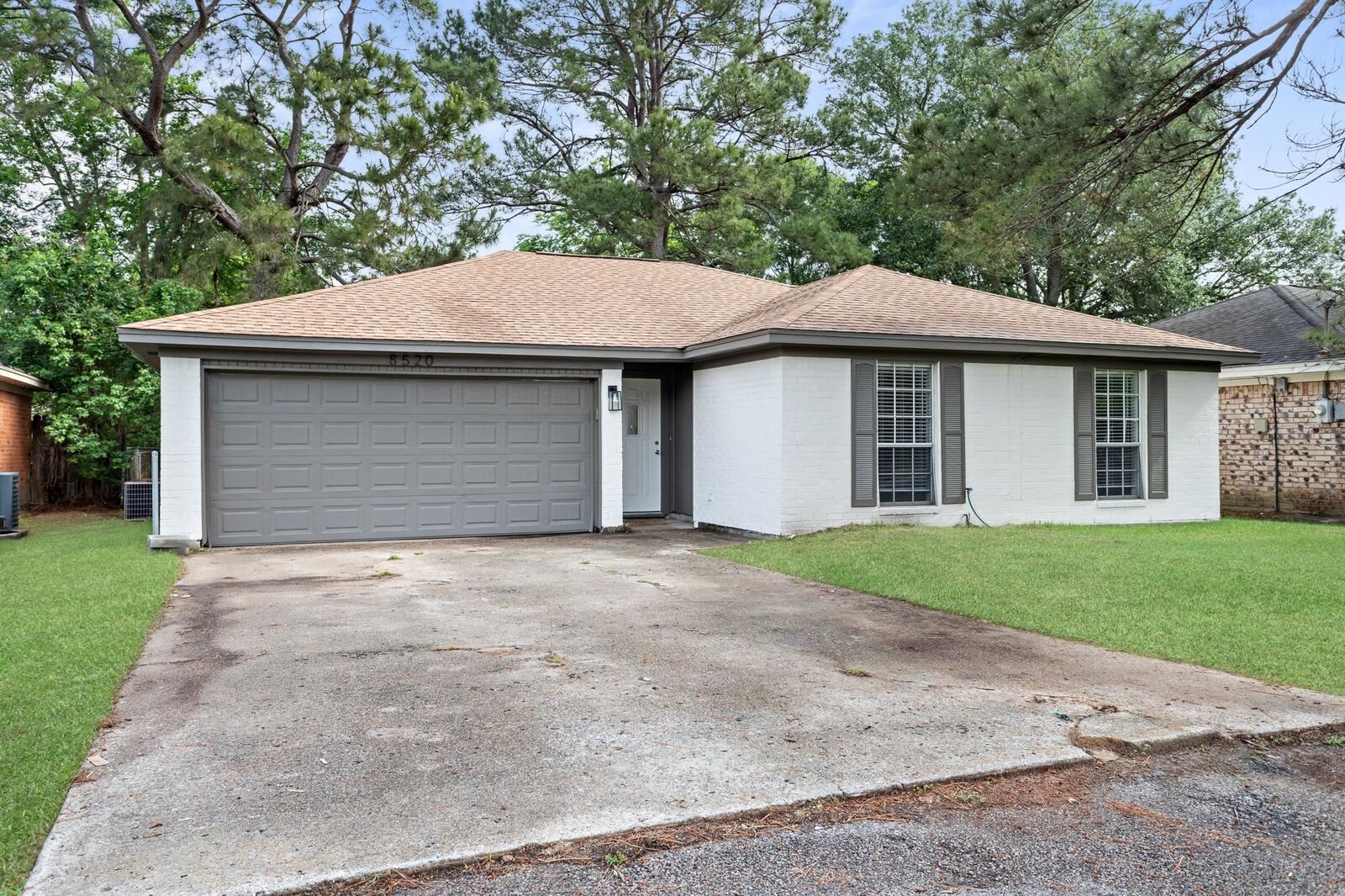 Property Photo: 8520 Baker TX 77707