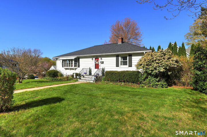 Property Photo:  72 Whitewood Road  CT 06708 