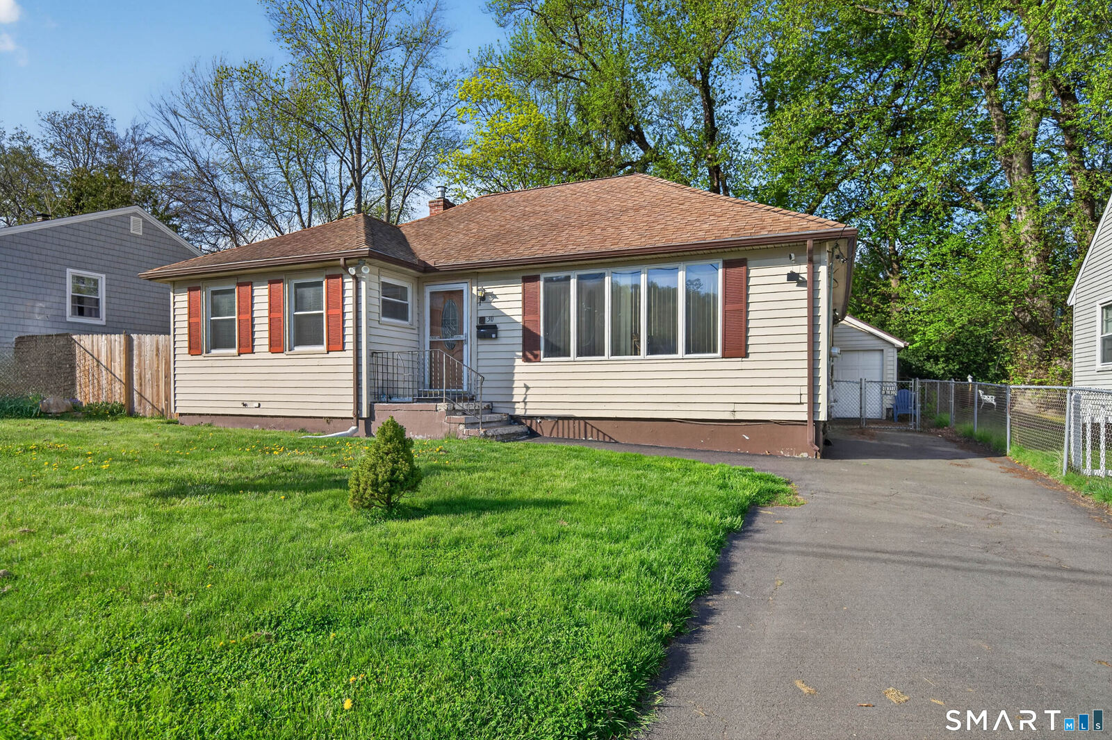 Property Photo:  30 Grafton Road  CT 06517 