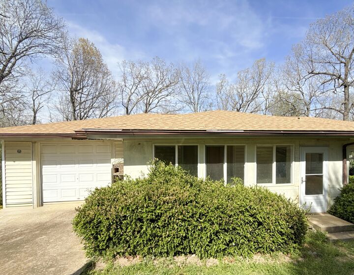 Property Photo:  9 Saotee Trace  AR 72529 