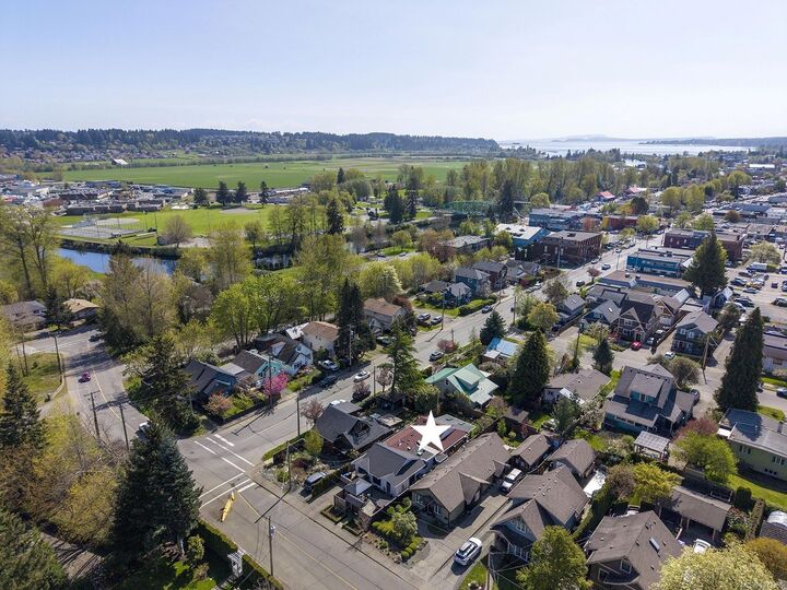 Property Photo: 226 1st St #B BC V9N 1A6