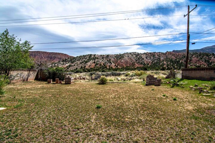 Property Photo:  475 S 300 E E  UT 84720 