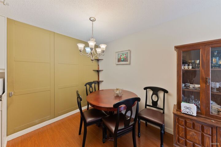 Property Photo: 2299 E 30th Avenue 204 BC V5N 5N1