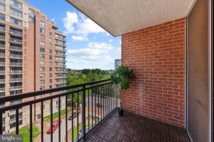 Property Photo:  11710 Old Georgetown Road 820  MD 20852 