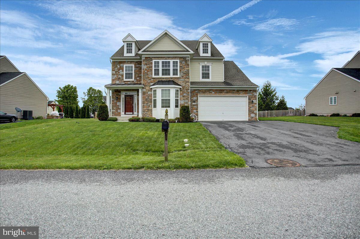 Property Photo:  1236 Dallas Drive  PA 17225 