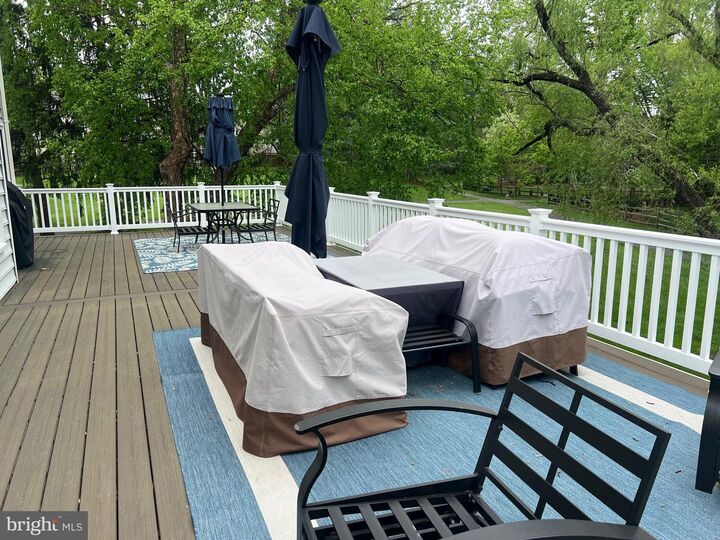 Property Photo:  8316 Frontwell Circle  MD 20886 