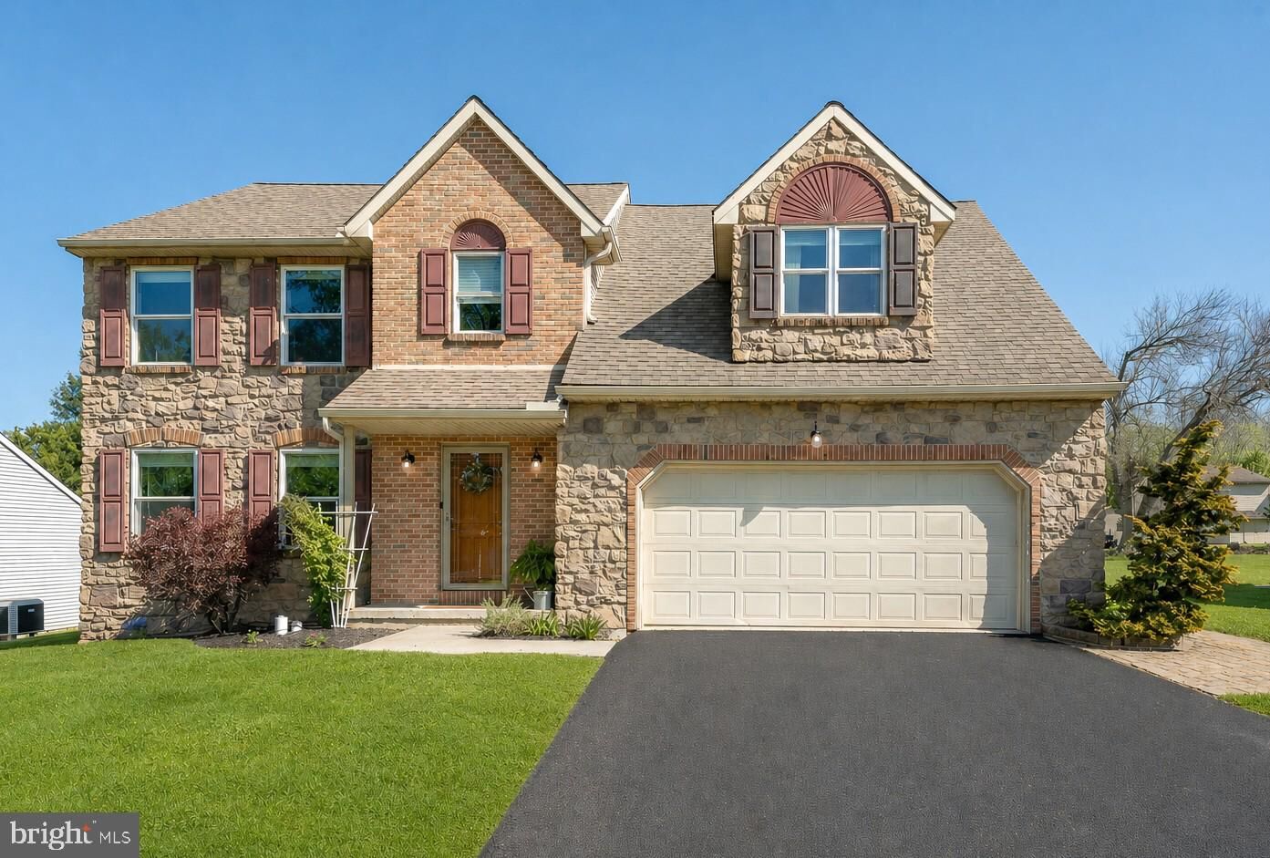 Property Photo: 115 Larkspur Drive PA 17566