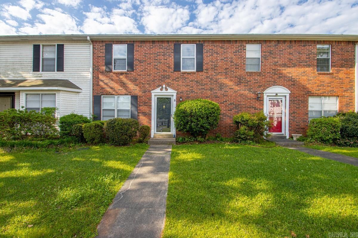 Property Photo: 200 Pine Forest 3-B AR 72113-0000