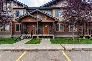 Property Photo: 4008 41 Avenue SK S9V 1Y5