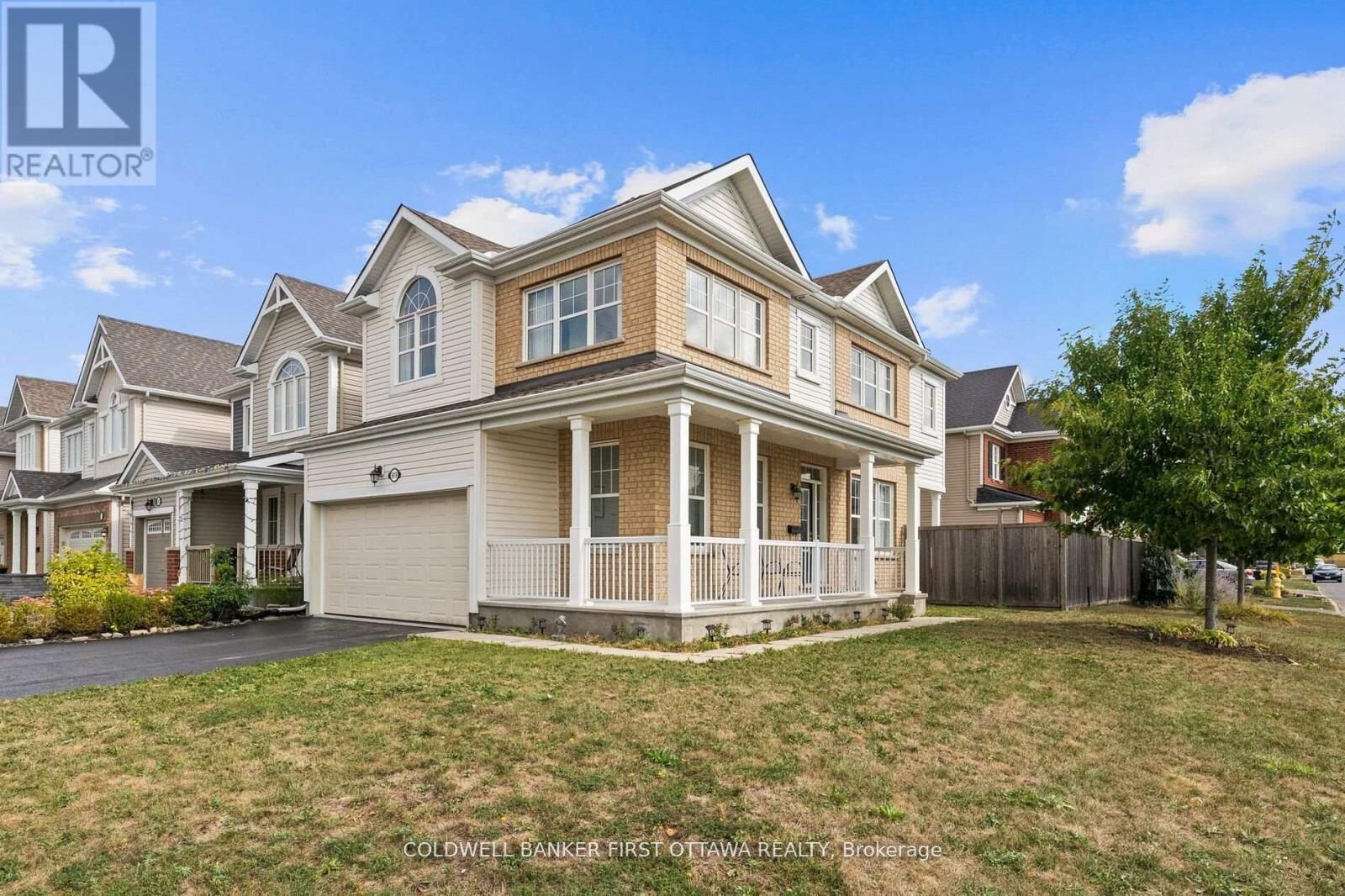 Property Photo:  619 Dundonald Drive  ON K2J 5Y8 