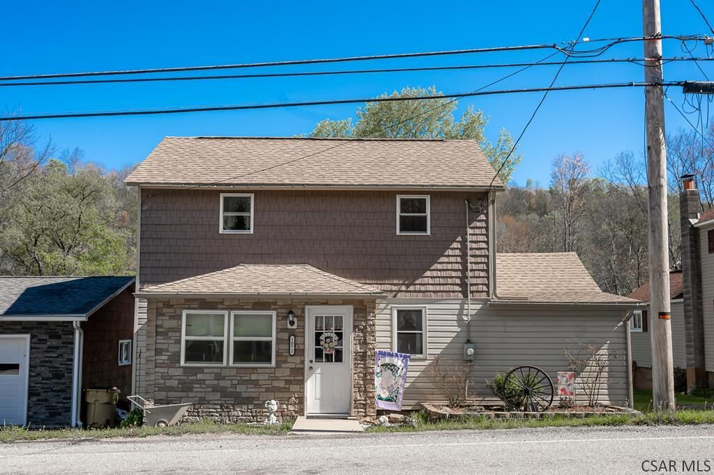 Property Photo:  1072 Beaver Run Avenue  PA 15955 