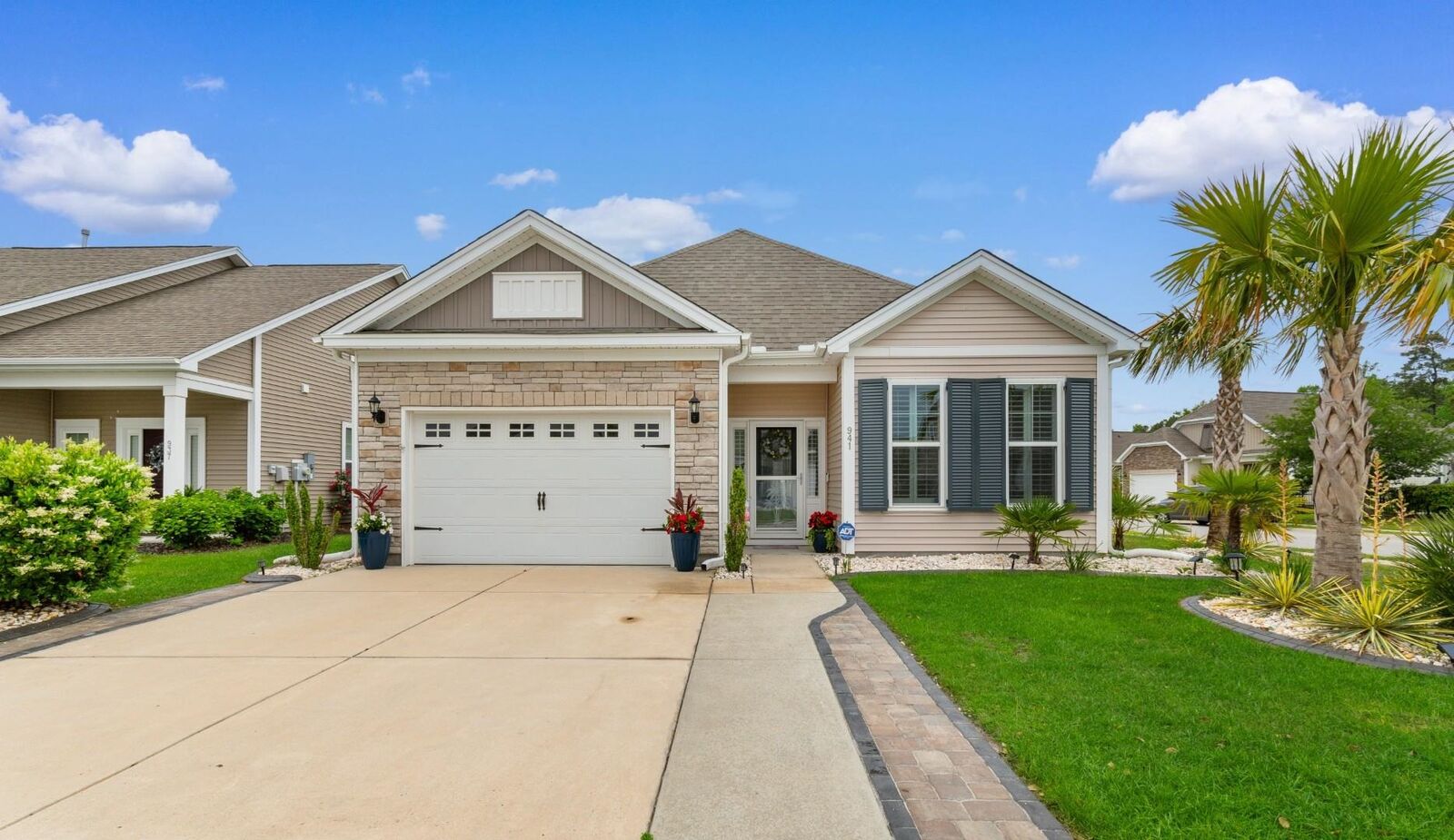 Property Photo:  941 Witherbee Way  SC 29566 