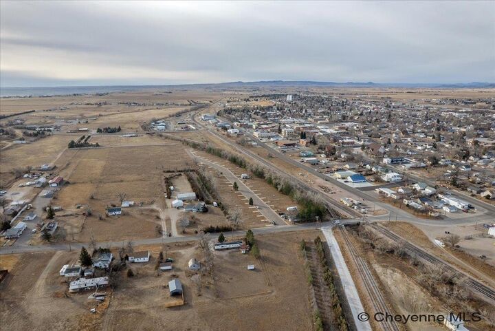 Property Photo: 757 E Oak Ct WY 82201