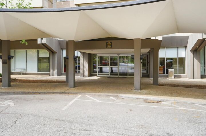 Property Photo: 2324 Madison Road OH 45208