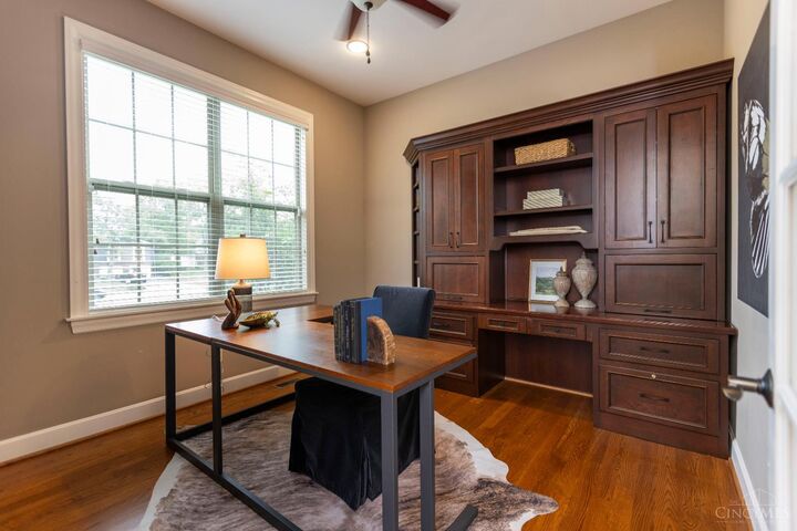 Property Photo:  7953 Huntersknoll Court  OH 45242 