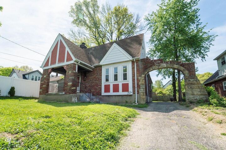 Property Photo:  1117 Regent Avenue  OH 45237 