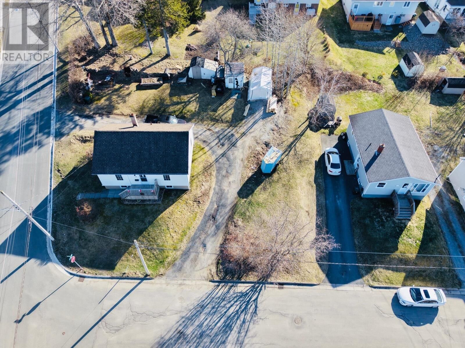 Photo de la propriété:  Central Street  NS B1P 2A8 