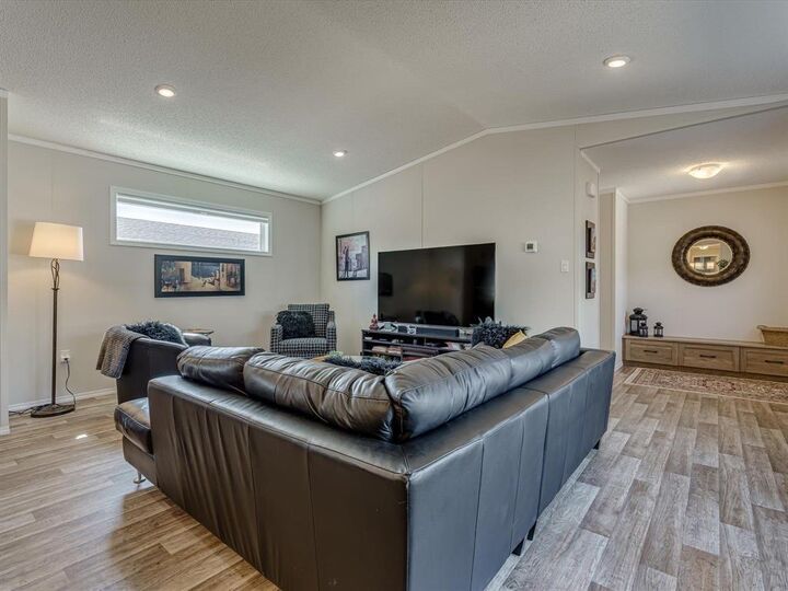 Property Photo:  2695 Main Street  MB R2V 5C2 