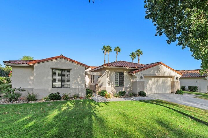 Property Photo:  65 San Marino Circle  CA 92270 