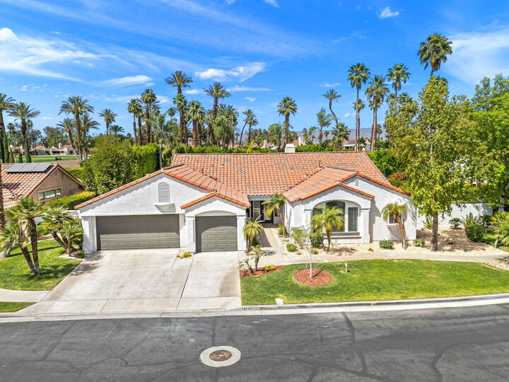 Property Photo:  75 San Marino Circle  CA 92270 