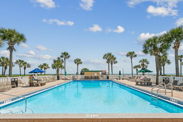 Property Photo:  1530 SE Miracle Strip Parkway 111B  FL 32548 