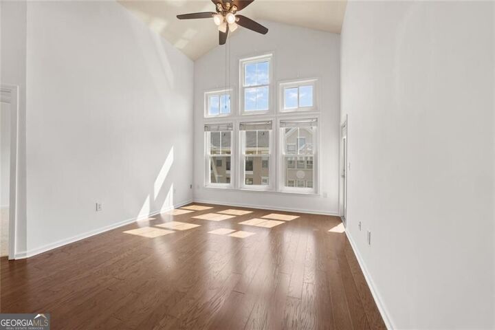Property Photo: 1850 Cotillion Drive 4403 GA 30338